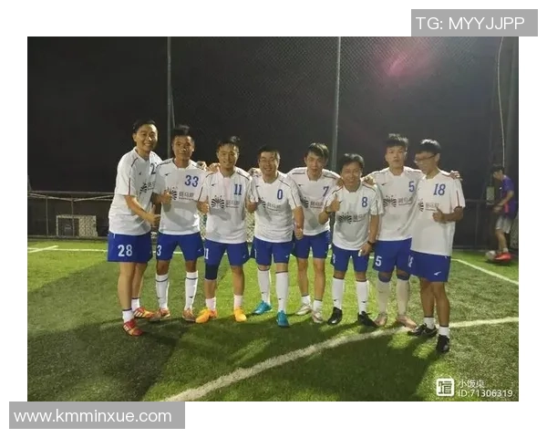 重庆足球队反击战术解析与球队未来发展展望